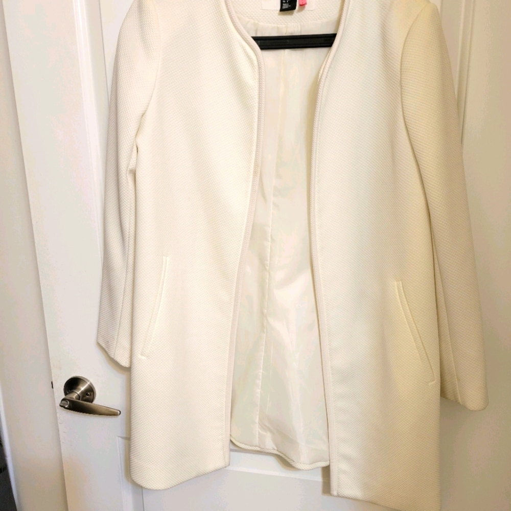 H & M light jacket/coat - Picture 2 of 3